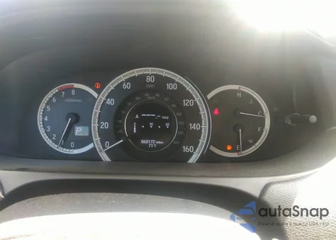 2017 Honda Accord Touring V6 z USA, uszkodzony, nr VIN 1HGCR3F92HA004634